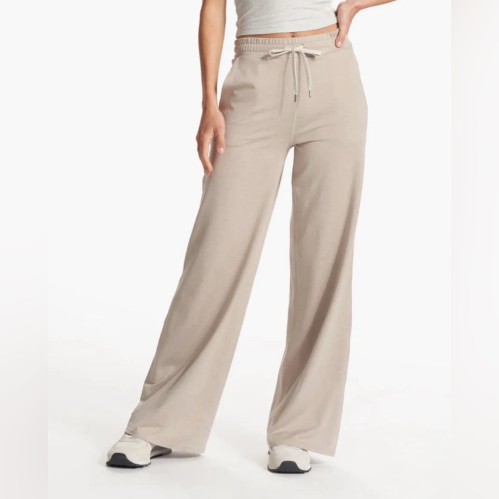 Vuori Halo Essential Wideleg Pants
